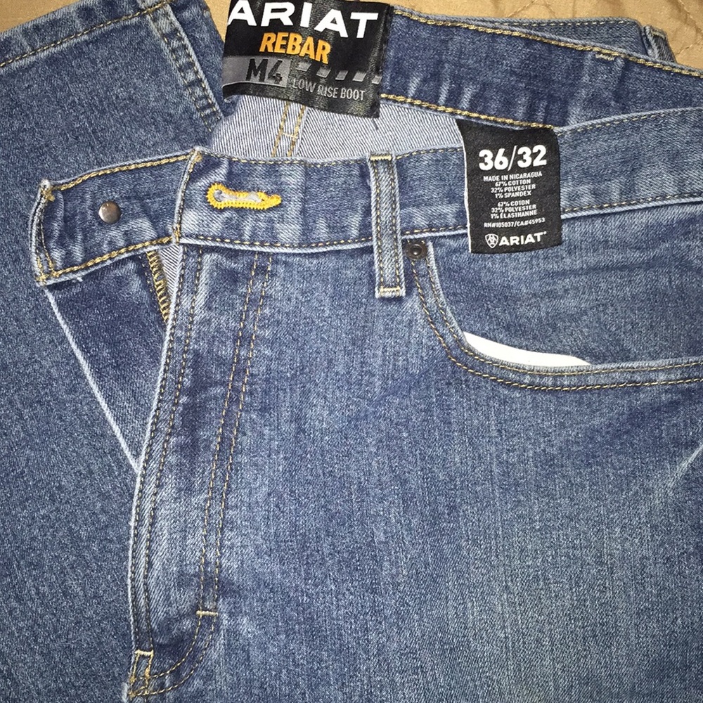 Men’s Ariat jeans
